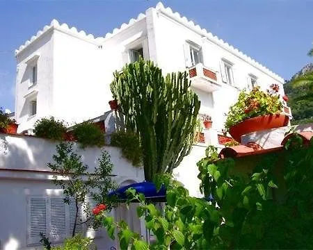 Casa Caprile 호텔 아나카프리