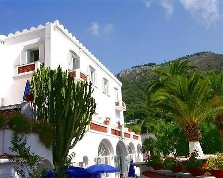 Casa Caprile 아나카프리