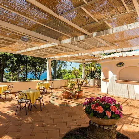 Отель Casa Caprile 3*