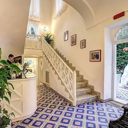 Casa Caprile Отель Анакапри