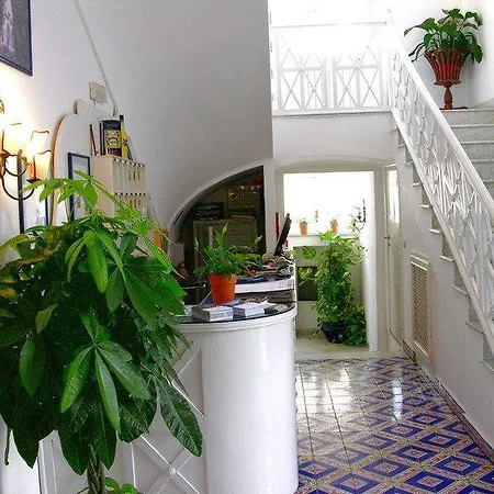 ホテル Casa Caprile アナカプリ