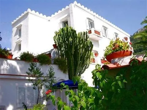 Casa Caprile ホテル アナカプリ