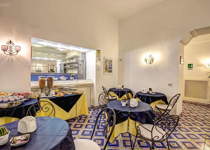 Casa Caprile فندق 3*