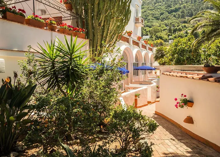 Casa Caprile فندق 3*